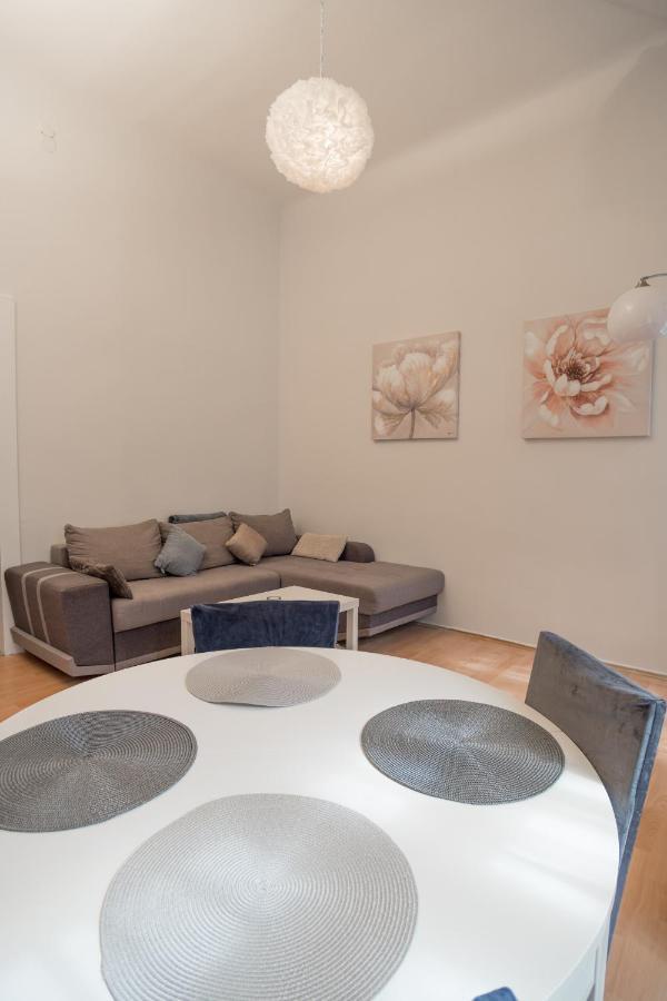 Magnolia Apartment Zagreb Luaran gambar